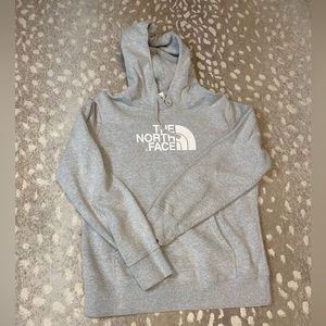 ❌❌SOLD❌❌Women’s north face hoodie